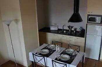 *** Hotell Urbi Apartments Manresa Spanien