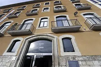 Urbi Apartments Manresa Hotell